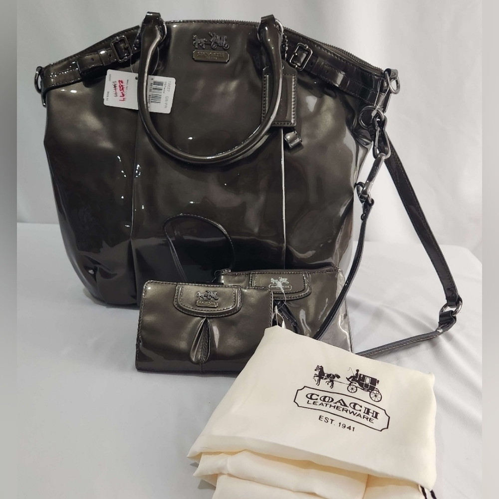 Coach Madison Lindsay Patent Leather Shiny Olive Green Tote Purse Crossbody Bag